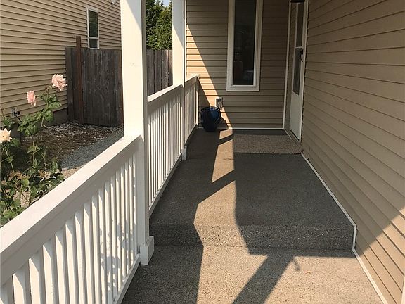 5th image of 18220 96th Ave E