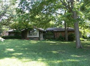 2320 W Whitten Rd, Carthage, MO 64836