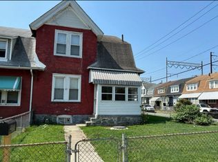 47 Maple St, Marcus Hook, PA 19061