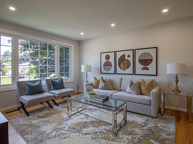 978 Wildwood Dr — Photo 4