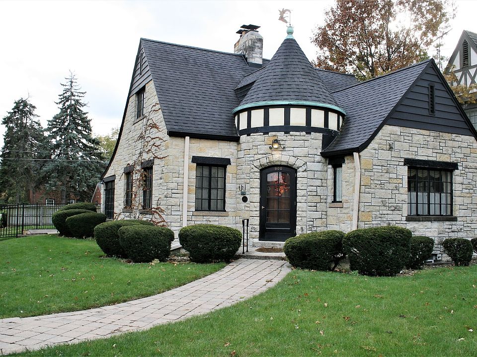 1st image of 900 Sherwood Pl