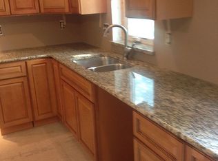 6452 Riverdale Rd, Whitmore Lake, MI 48189