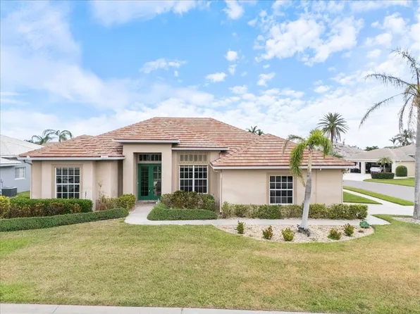 857 Macaw Cir, Venice, FL 34285