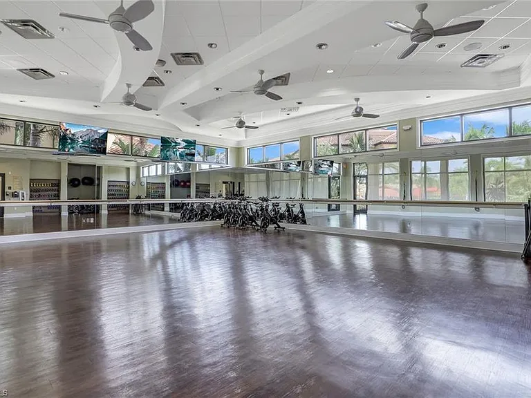 28691 Derry Ct — Photo 25