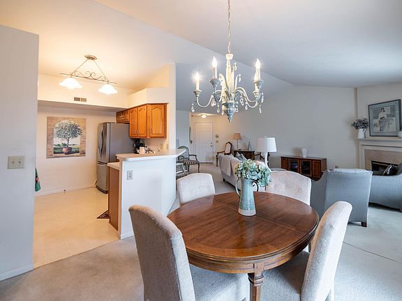 3rd image of 1522 Butler Ct APT 302