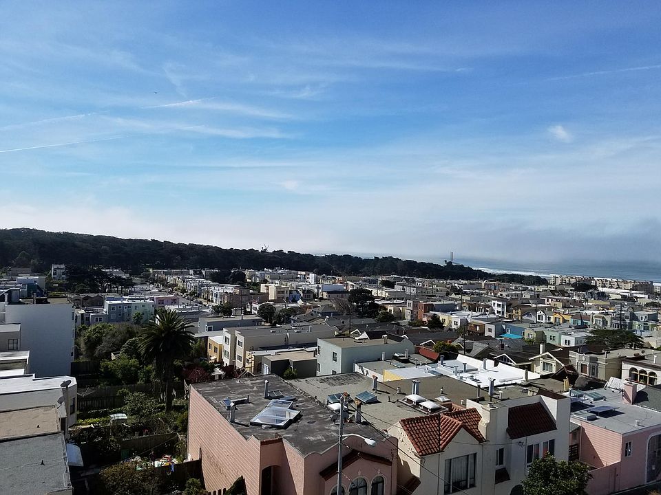 Wow! Ocean and park views! Watch the sunset from your window every night!