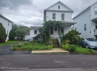 315 Smith St, Dupont, PA