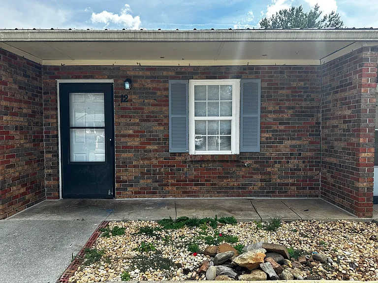 3408 Maple Ave — Photo 1