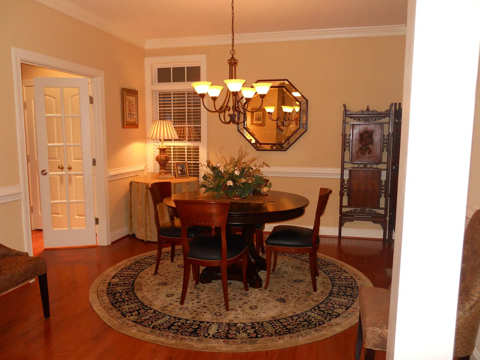 4 bed, 3.5 bath, 3051 sqft, $3,550 — Photo 3