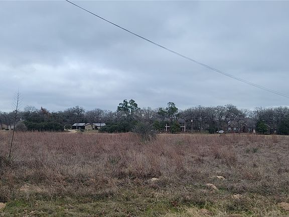 5th image of 105 & 106 Springview Ln