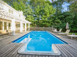 (Undisclosed Address), Southampton, NY 11968