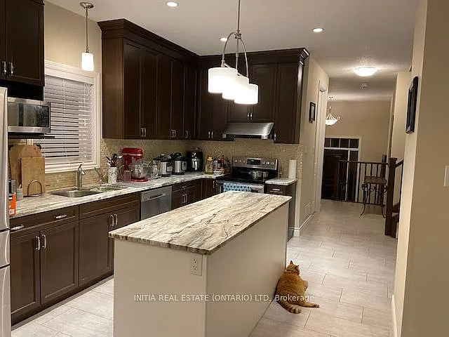 1531 Horseshoe Cres — Photo 4