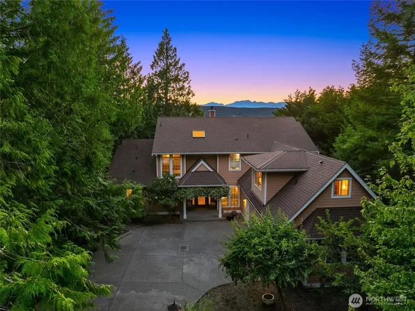 3969 Palomino Drive NE, Bainbridge Island, WA 98110