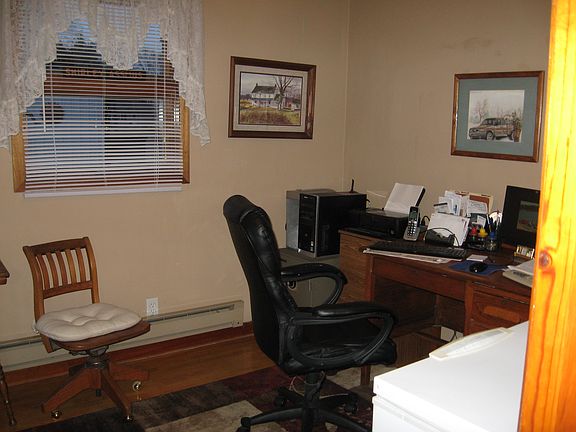 2nd bedroom or office