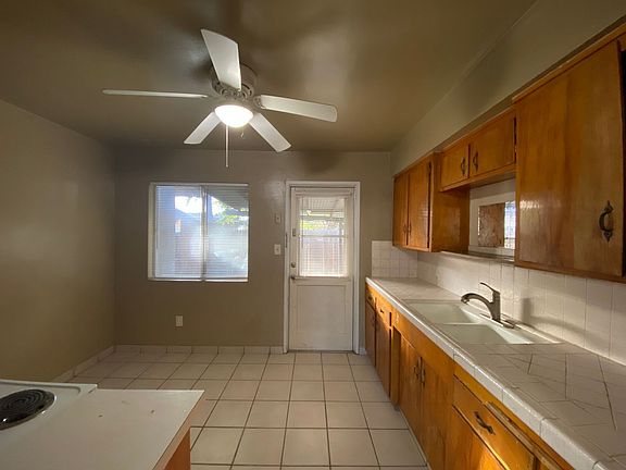 4th image of 210 E Harding Ave APT C