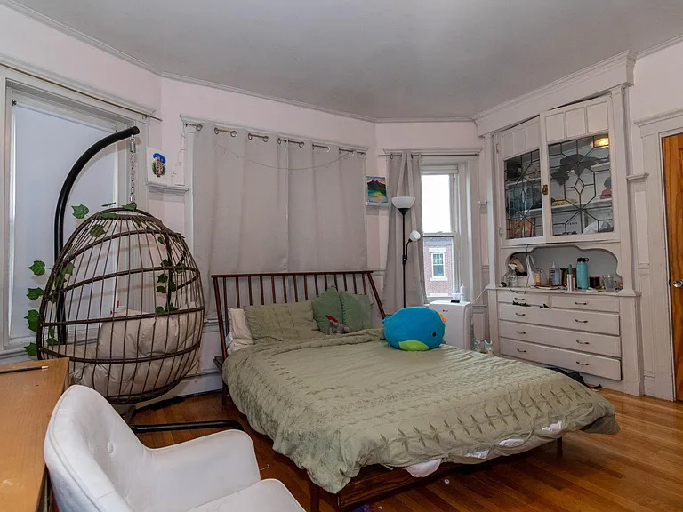 157 Thorndike St #3 — Photo 6