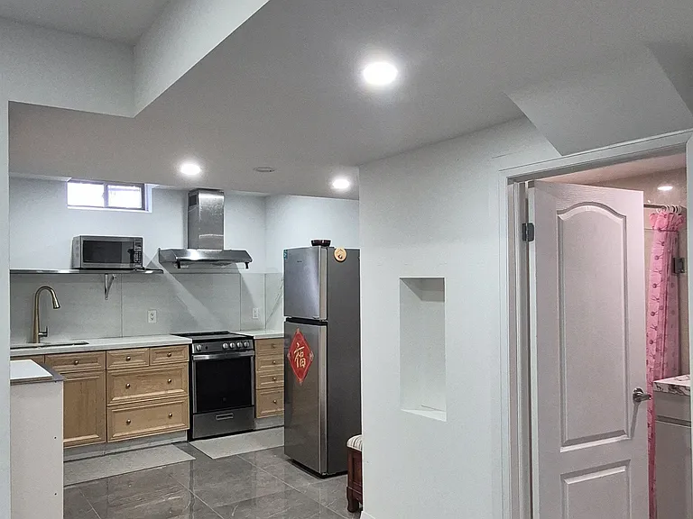 24 Stony Hill Blvd #BASEMENT — Photo 8