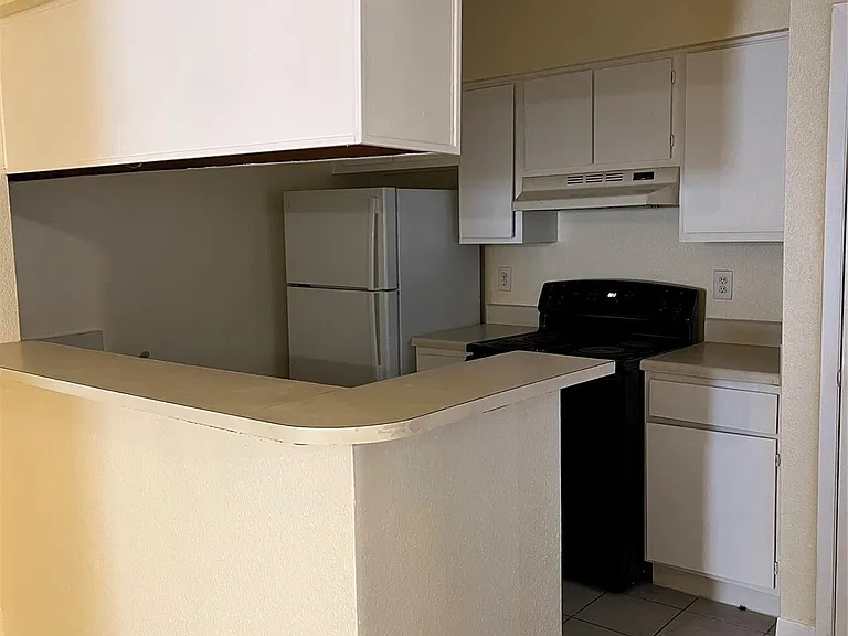 9000 Bissonnet St #705 — Photo 8