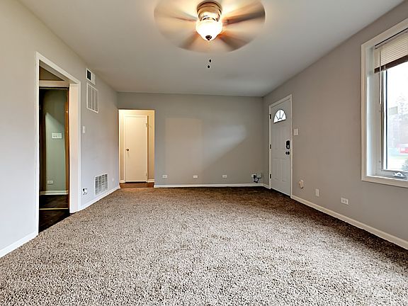 4th image of 243 S Orchard Dr