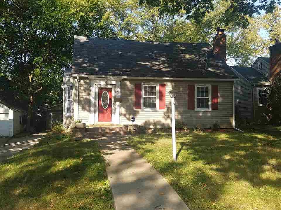 1st image of 208 Oak Knolls Ave