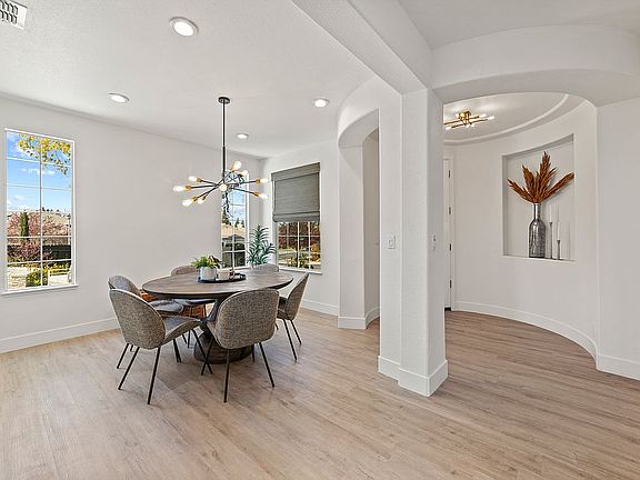 5th image of 5310 Brookcrest Ct