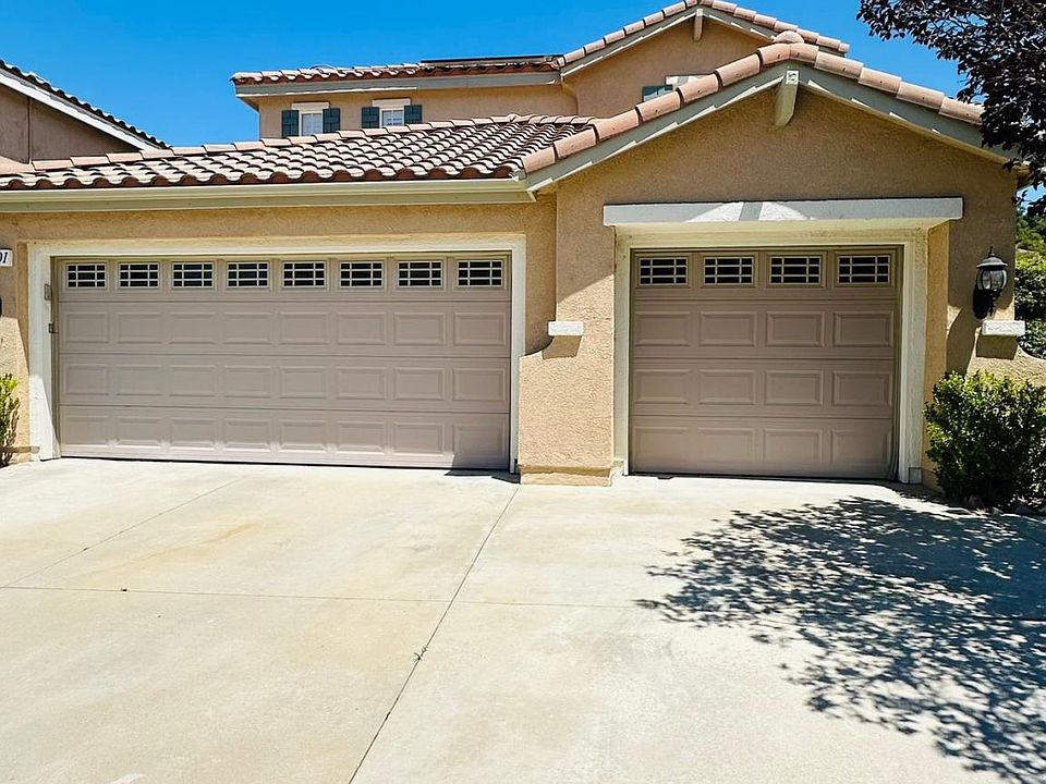 1st image of 21001 Oakriver Ln
