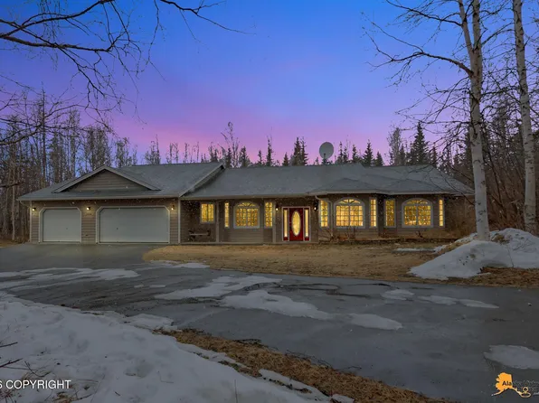 2004 N Saddle Horse Dr, Wasilla, AK 99654