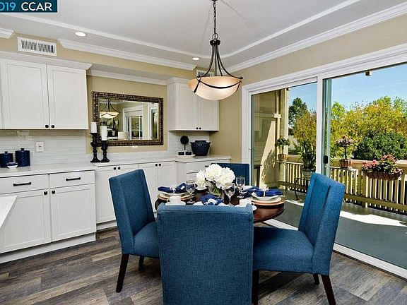 5th image of 2549 Pine Knoll Dr Unit 6