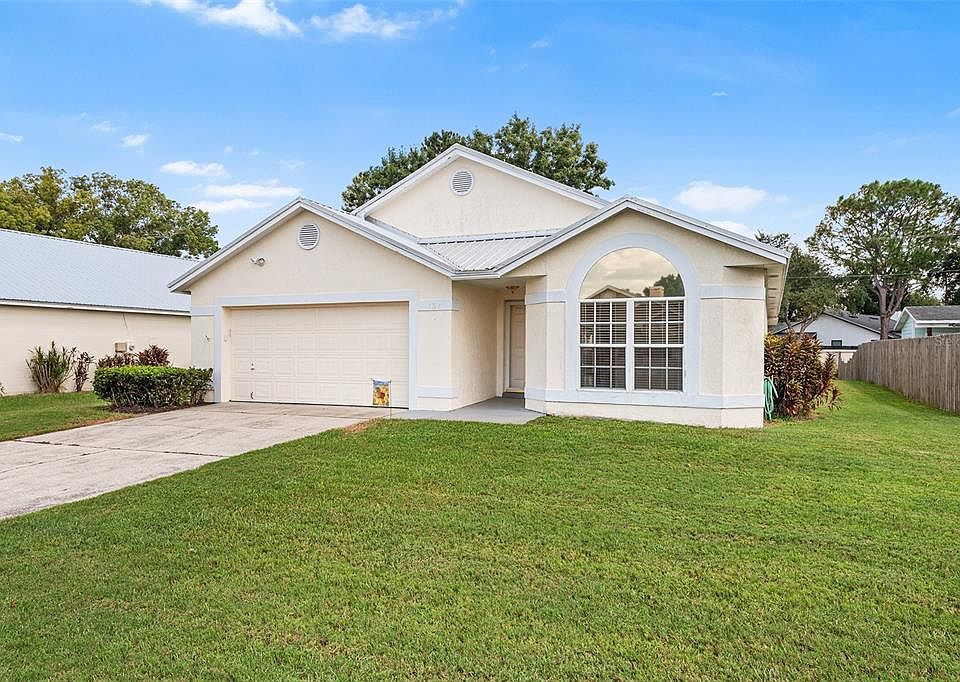 1st image of 134 SAINT KITTS CIRCLE
