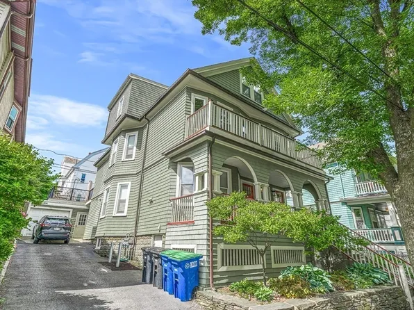 24 Ossipee Rd #24, Somerville, MA 02144