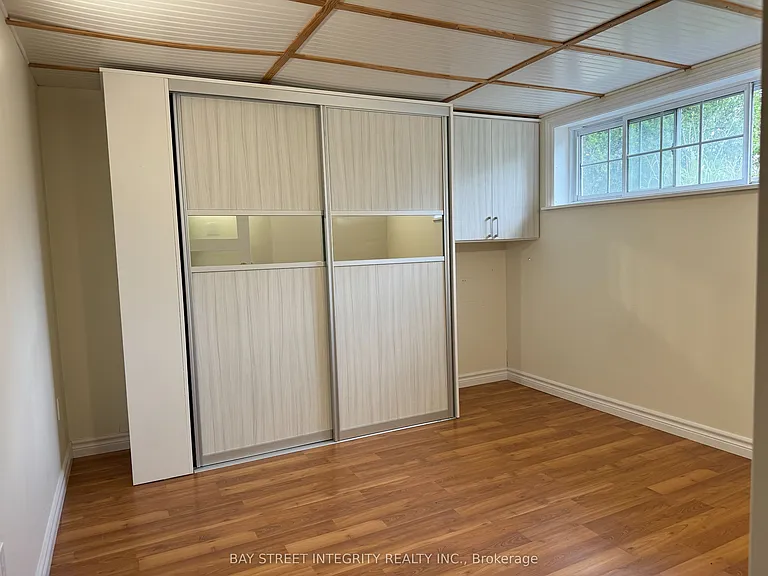 1339 Pinegrove Rd — Photo 22
