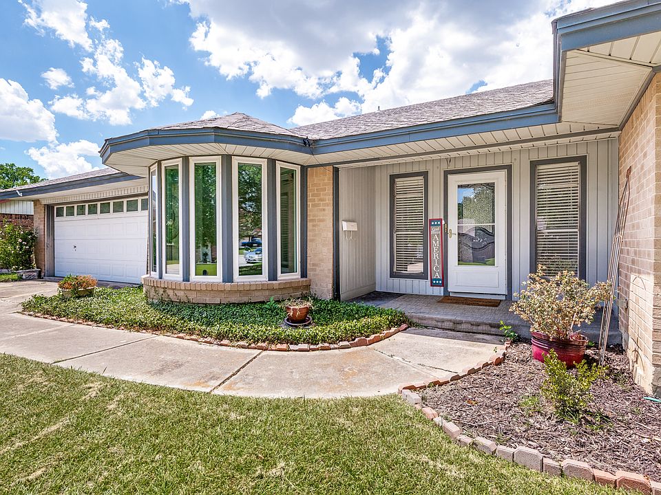 1st image of 6737 Fair Meadows Dr