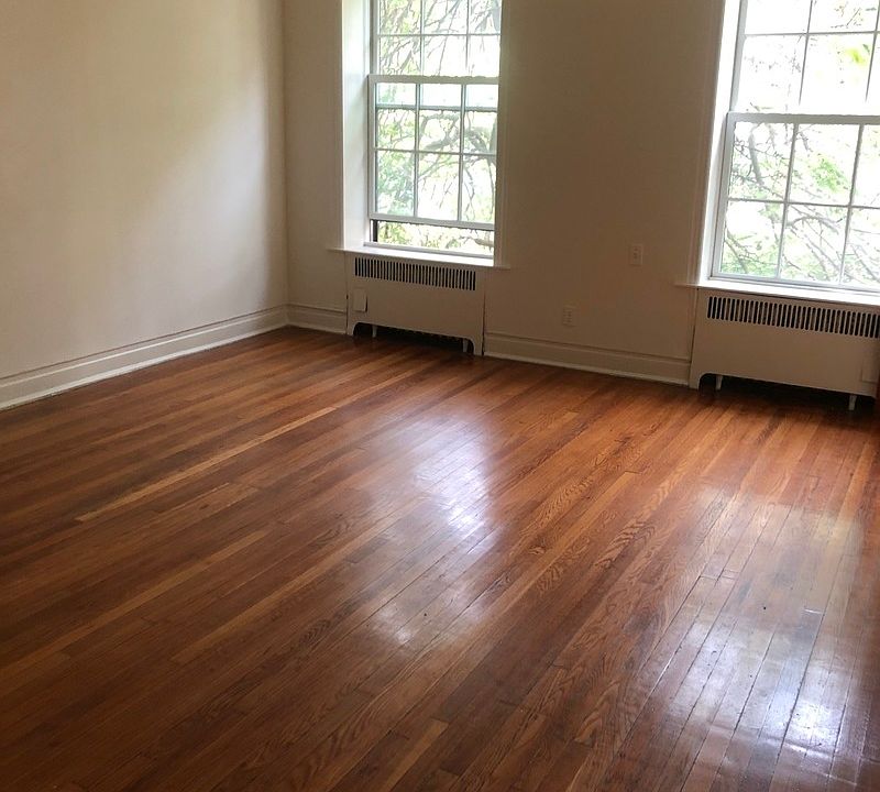 1st image of 144 Henry St APT 8