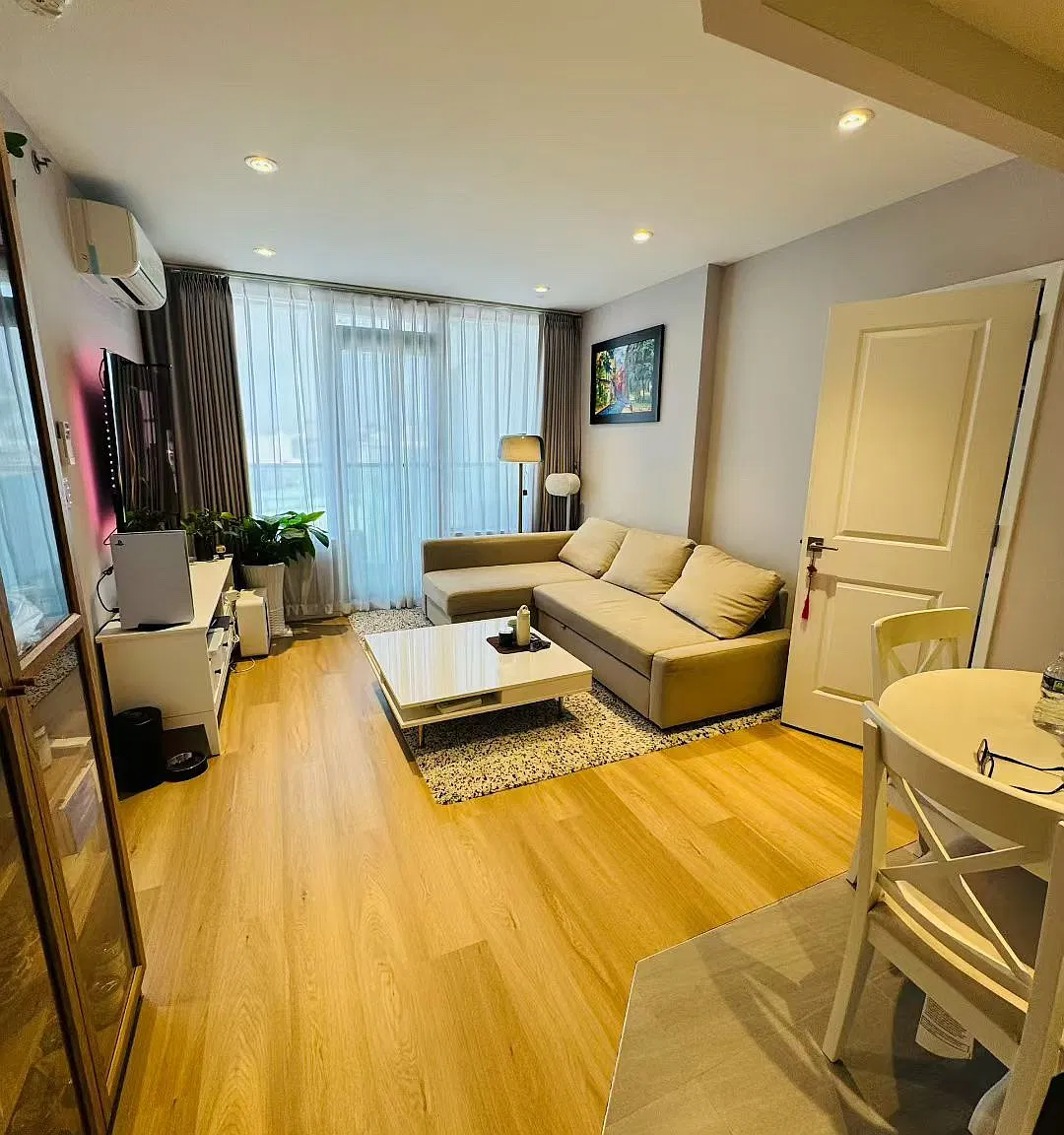 1 bed, 522 sqft, $2,400 — Photo 2