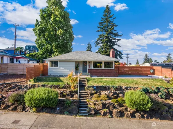 5102 SW Genesee Street, Seattle, WA 98116