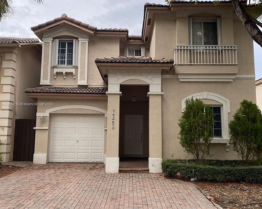 1st image of 7262 NW 113th Pl