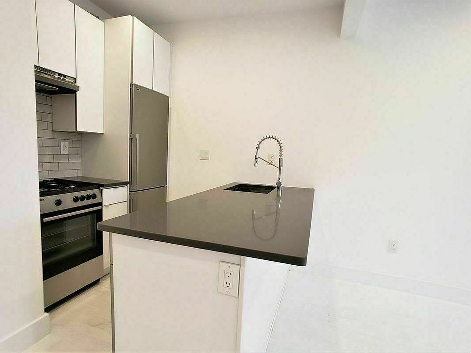 1st image of 1004 Fulton St #4RR