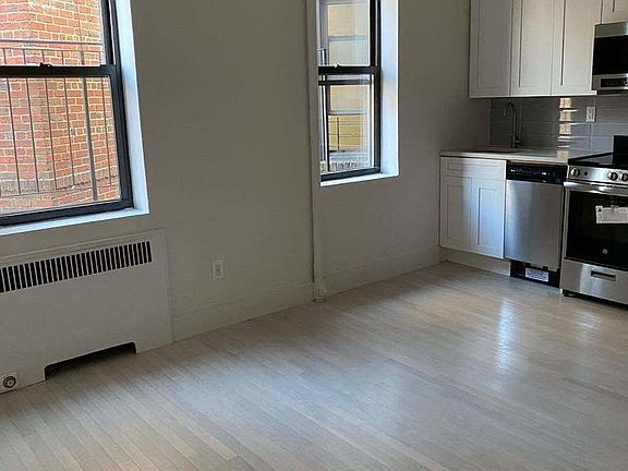 2nd image of 55 Linden Blvd APT 6M