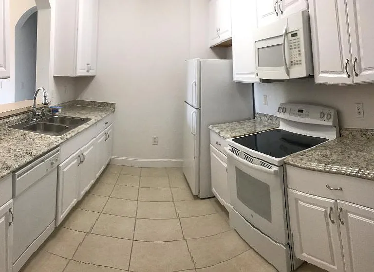 6240 Contessa Dr #105 — Photo 11