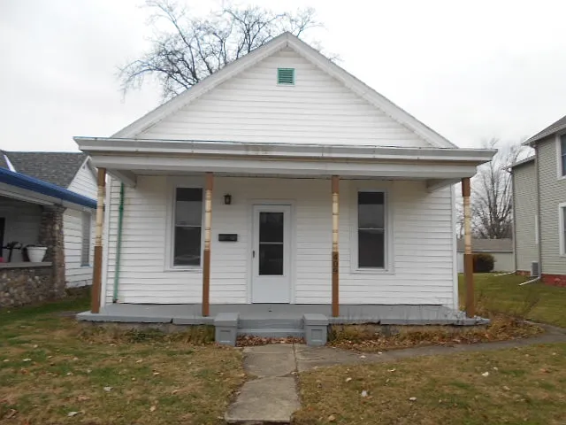 409 Grove St photo 1