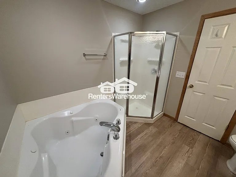 1905 Wildflower Ct — Photo 16