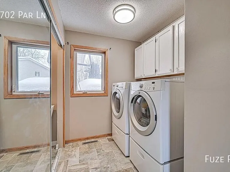 1702 Par Ln — Photo 46