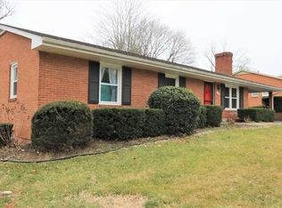 1764 Englewood Dr, Staunton, VA 24401