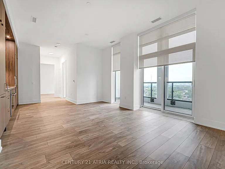 858 Dupont St #Penthouse 03 — Photo 26
