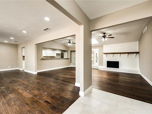 5th image of 2716 Carriage Ln