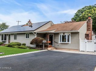 351 Meadowbrook Ave, Eatontown, NJ 07724