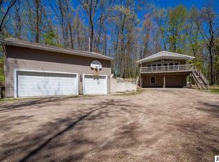 8086 Hogwarts Dr, Rives Junction, MI 49277