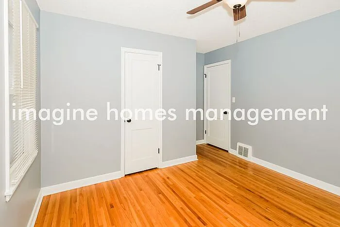 3826 Yates Ave N — Photo 7