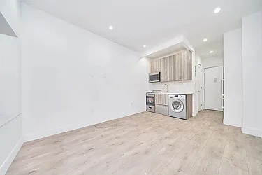 Rented by Living New York