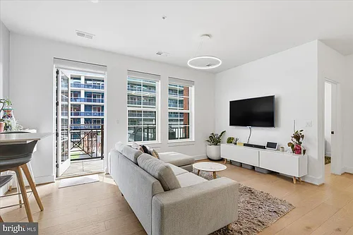 1411 Key Blvd #206 Photo 1